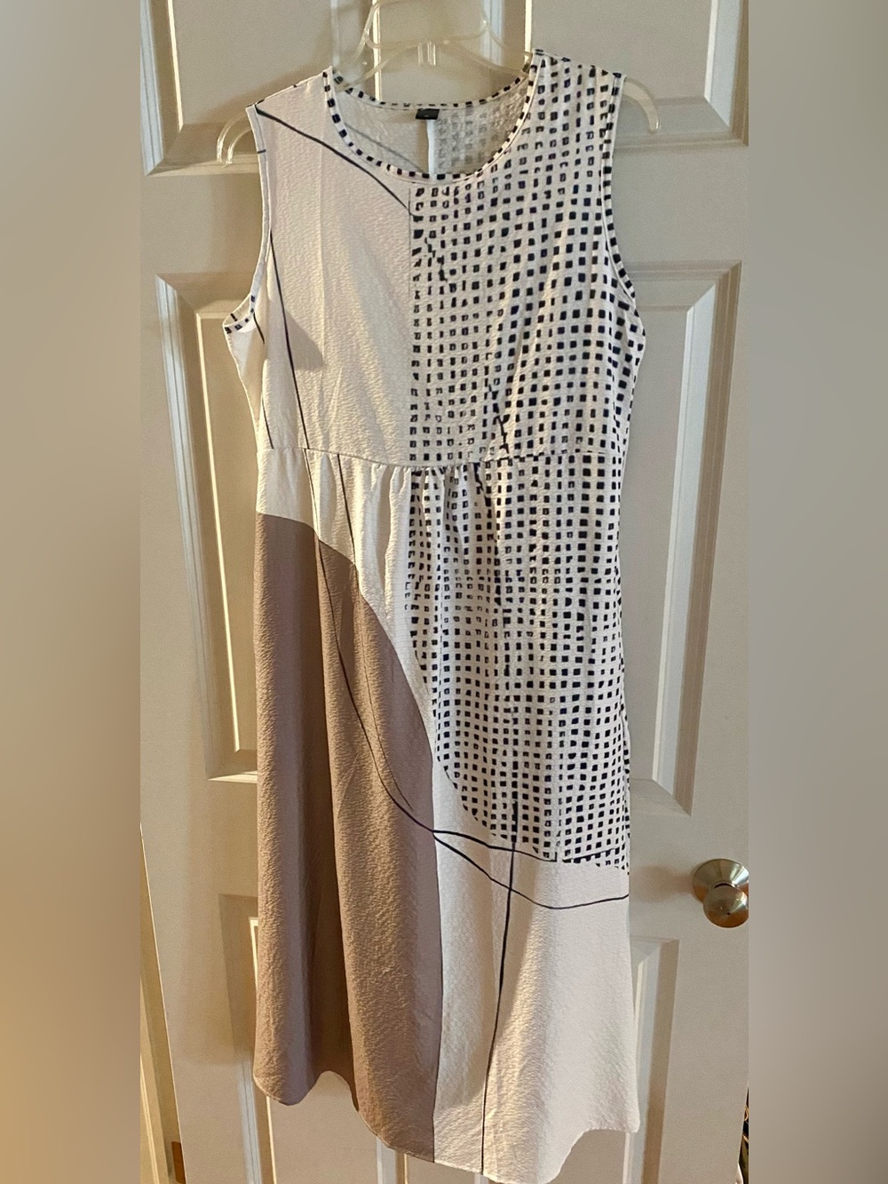 NWOT Sleeveless Colorblock Midi Dress in White and Taupe